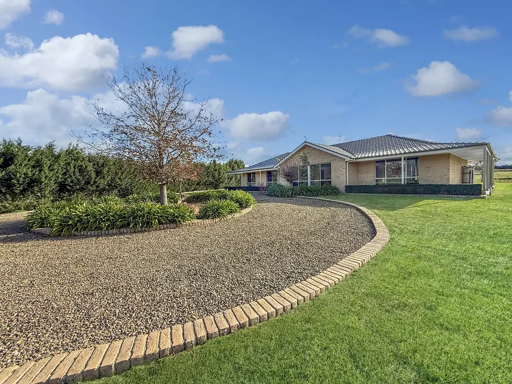 Boorowa Where Productive Grazing Meets Country Lifestyle
