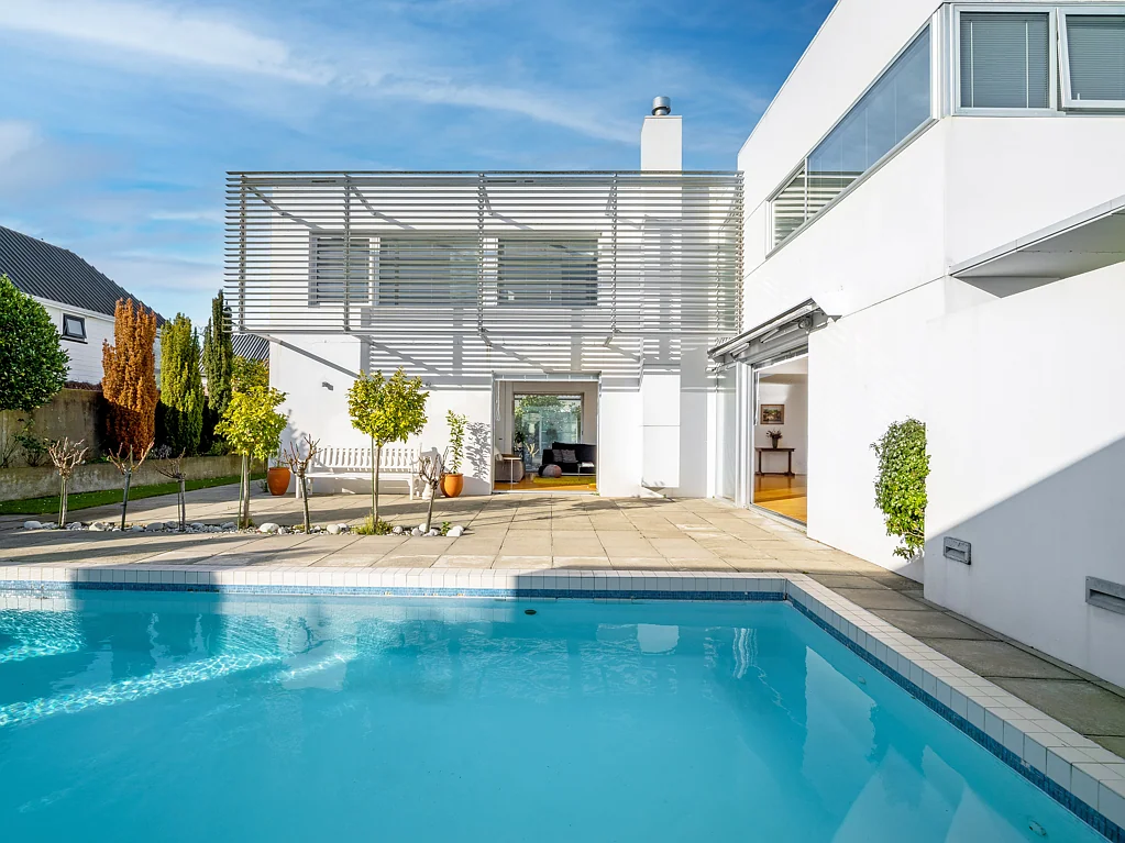 Fendalton 4Kwarto Fendalton Retreat, With Endless Potential 'As Is'