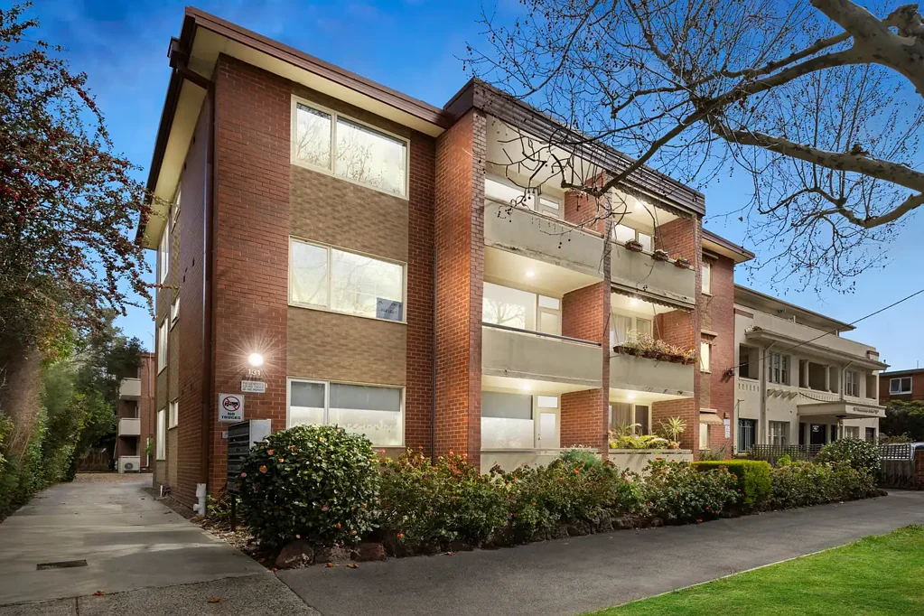 14/131 Brighton Road, Elwood, VIC 3184