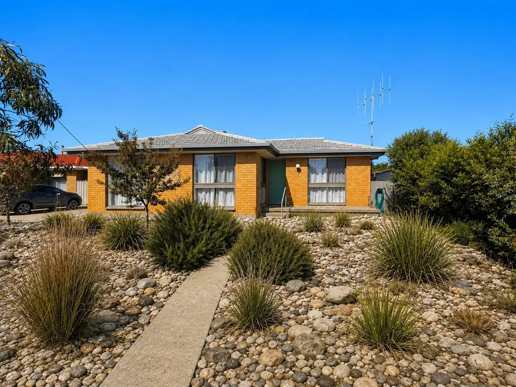 335 Lawrence Street, West Wodonga, VIC 3690