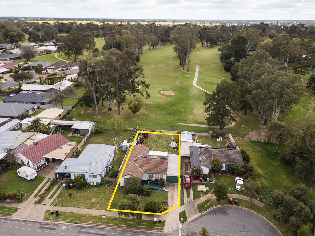 Tatura 3Kwarto Golf Course Living in a Prime Court Location