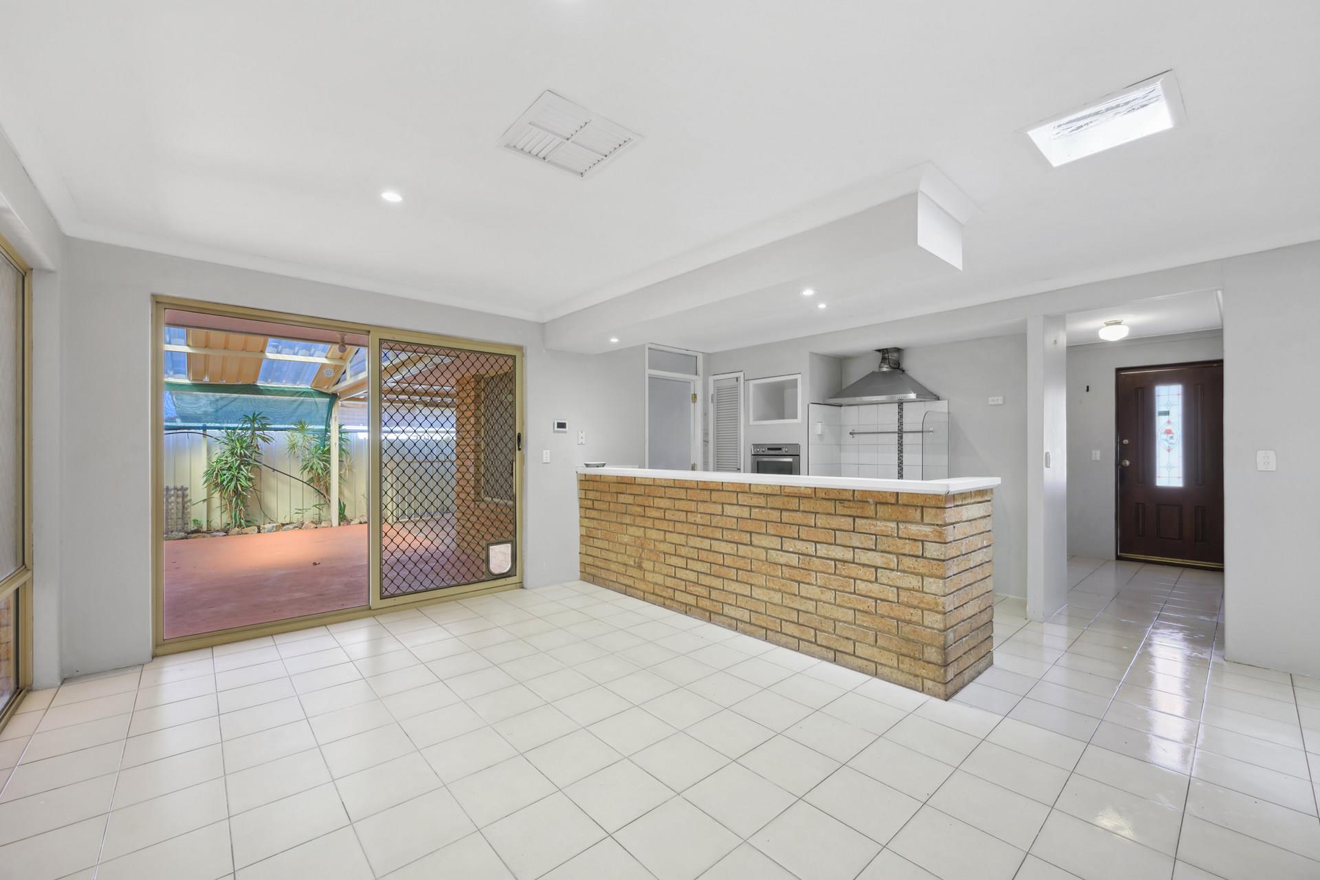 11 CAREY PL, GOSNELLS WA 6110, 0 chambres, 0 salles de bain, House