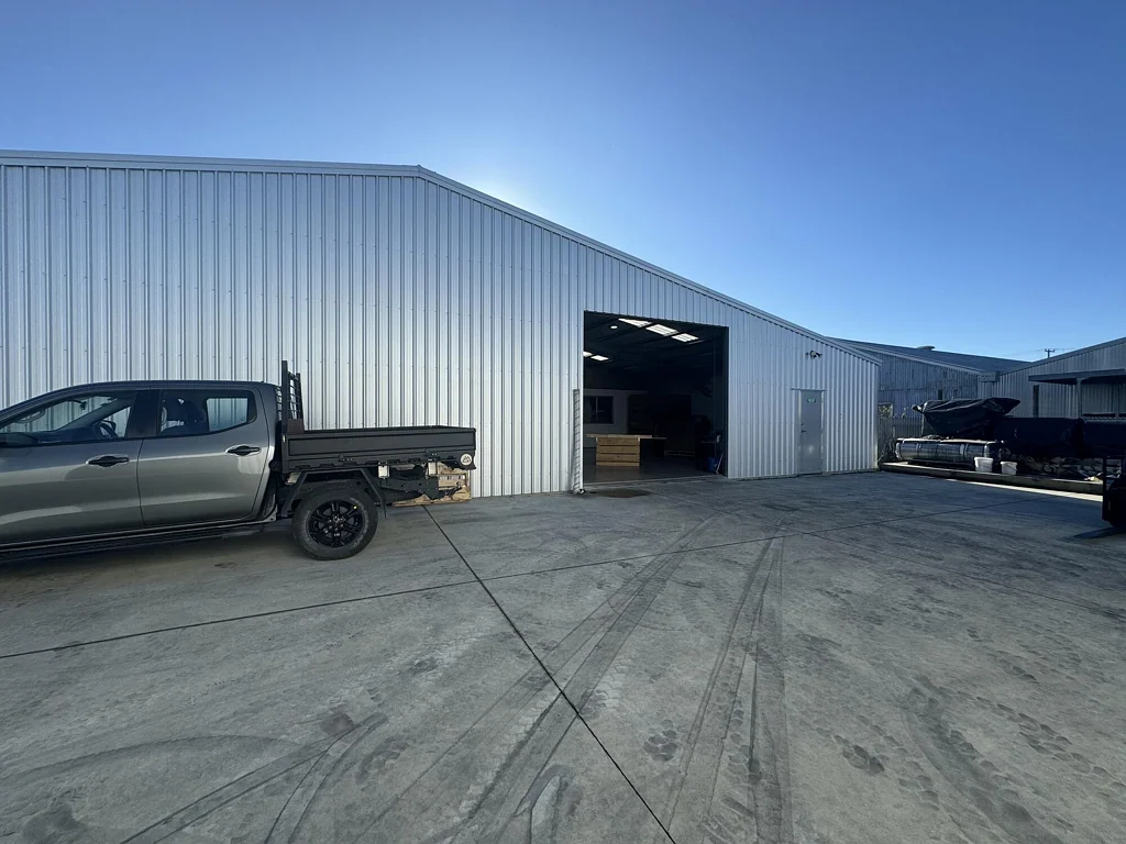 Onekawa  Modern Onekawa Warehouse