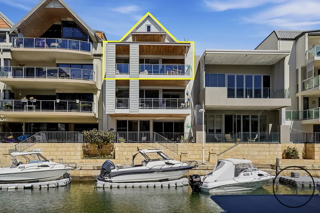 Mandurah 4Phòng ngủ 10B Treviso Mews, Mandurah| North-Facing Canal Penthouse with Canal Views