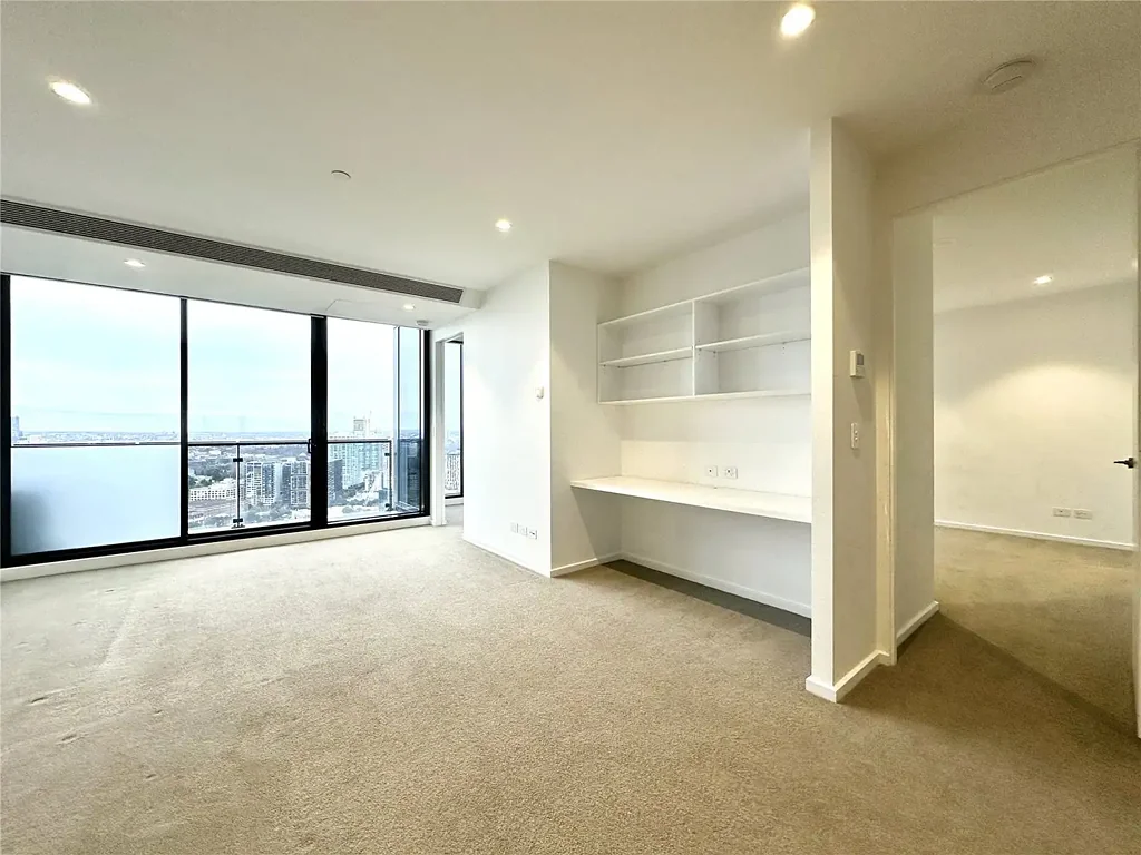 UNFURNISHED STUNNING TWO BEDROOM ONE CARPARK APARTMENT LOCATED IN SOUTHBANK PLACE - SOUTHBANK!!!