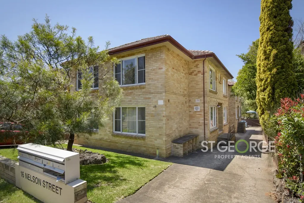 2/16 Nelson Street, Penshurst, NSW 2222