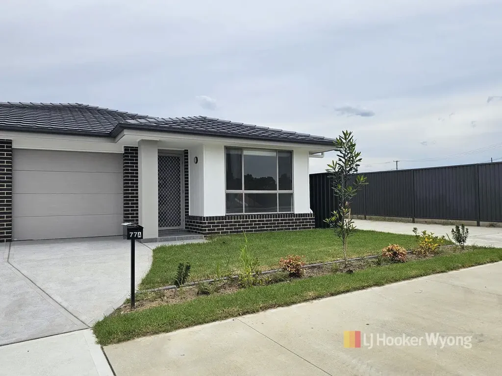 3 Bedroom Duplex in Hamlyn Terrace