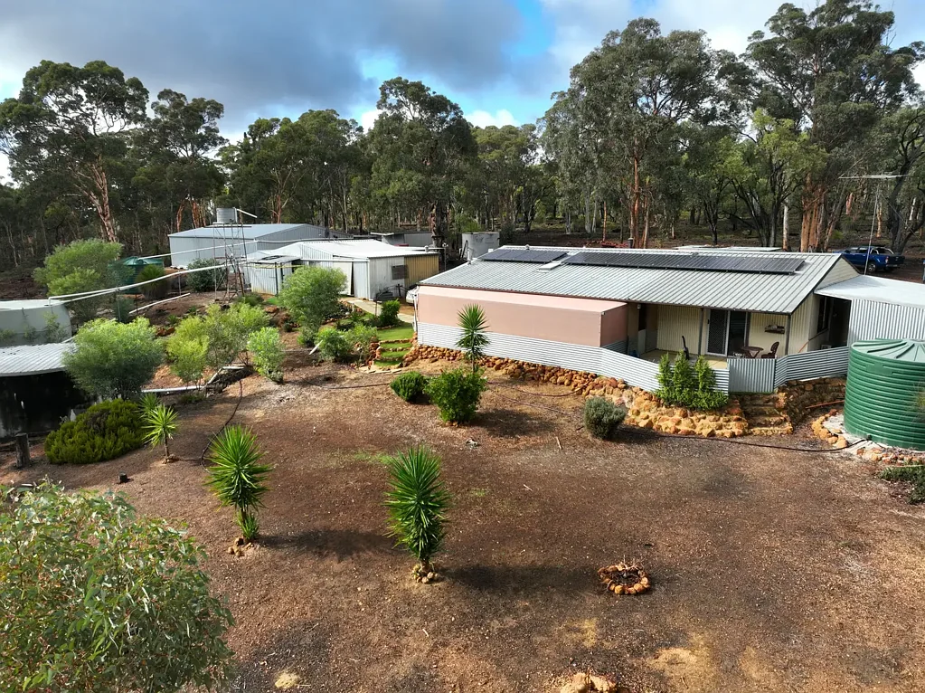 50 Sinclair Pl, Julimar, WA 6567