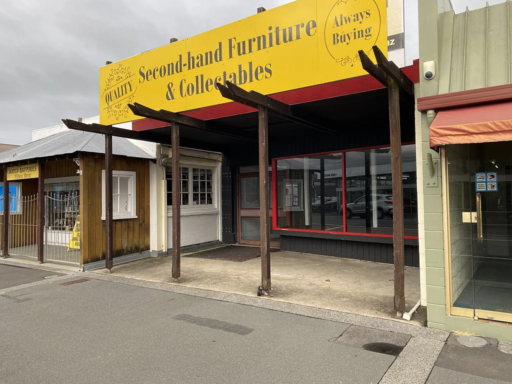 Paeroa Main Street Location - For Lease