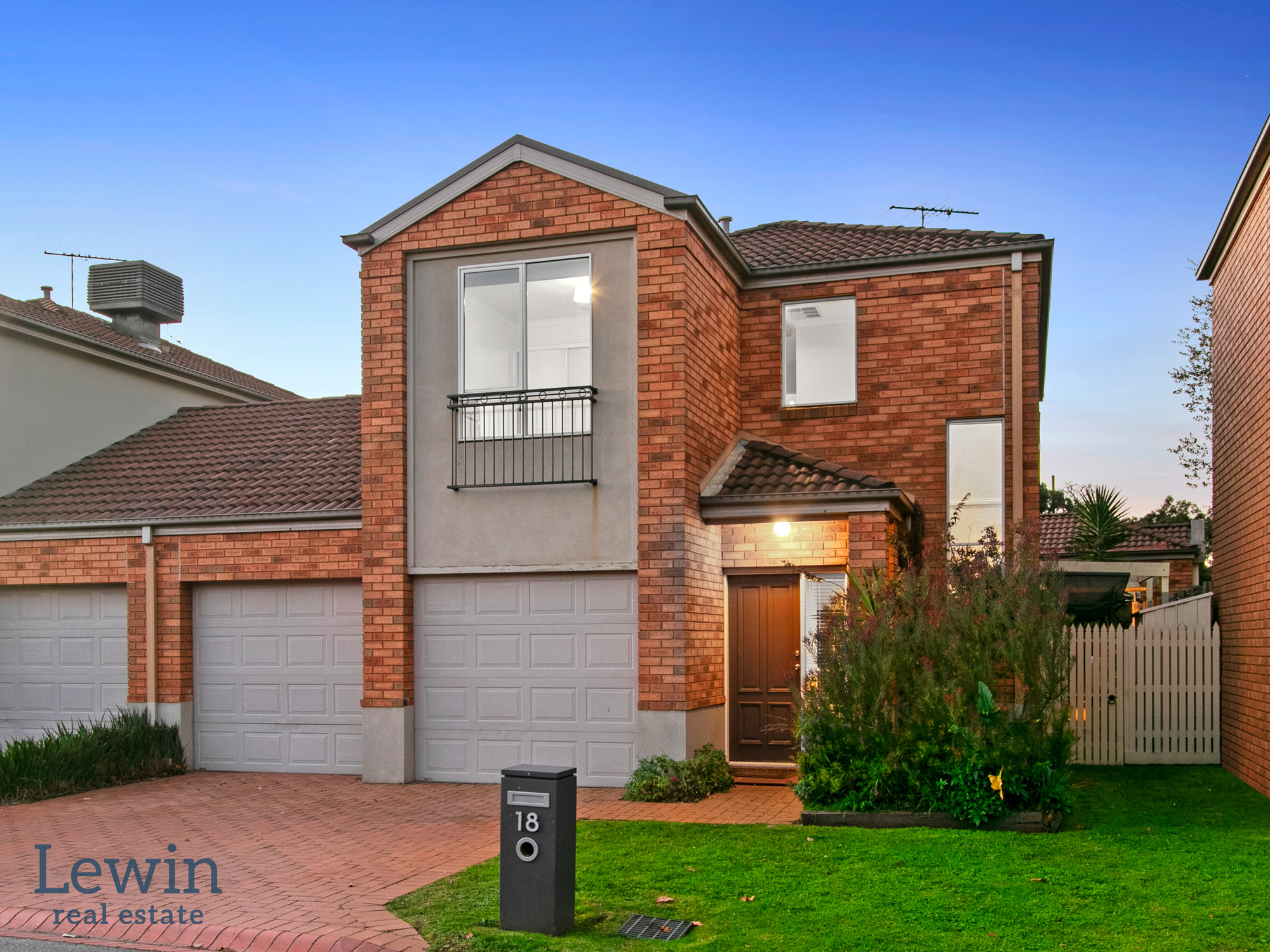 18 BALTUSROL CCT, HEATHERTON VIC 3202, 0 rūma, 0 rūma horoi, Townhouse