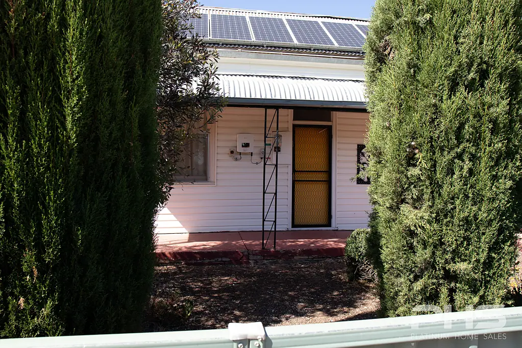 2 Narrow Street, Kerang, VIC 3579