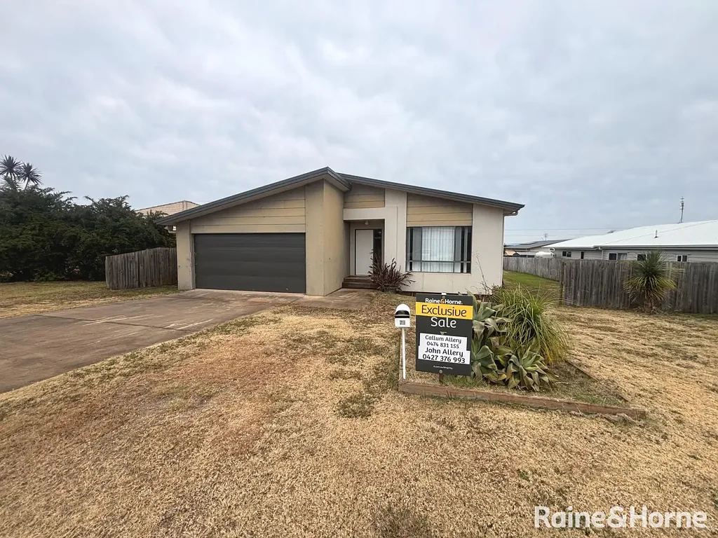 Kingaroy 4ਬੈੱਡਰੂਮ Spacious 4-Bedroom Home with Views - Priced to Sell!