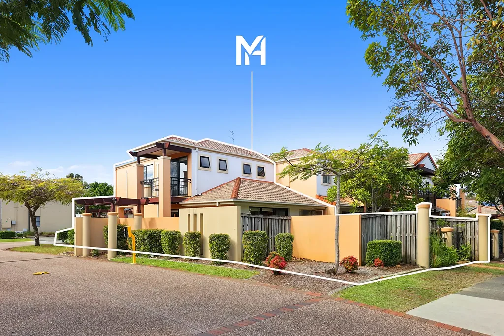 76/302 Christine Avenue, Varsity Lakes, QLD 4227