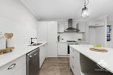 2/61 Mint Crescent, Griffin, QLD 4503, 4房, 2浴, Townhouse