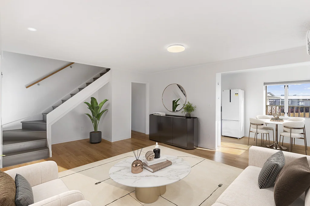 2/13 Greenstone Place, Clover Park, Manukau City, Auckland
