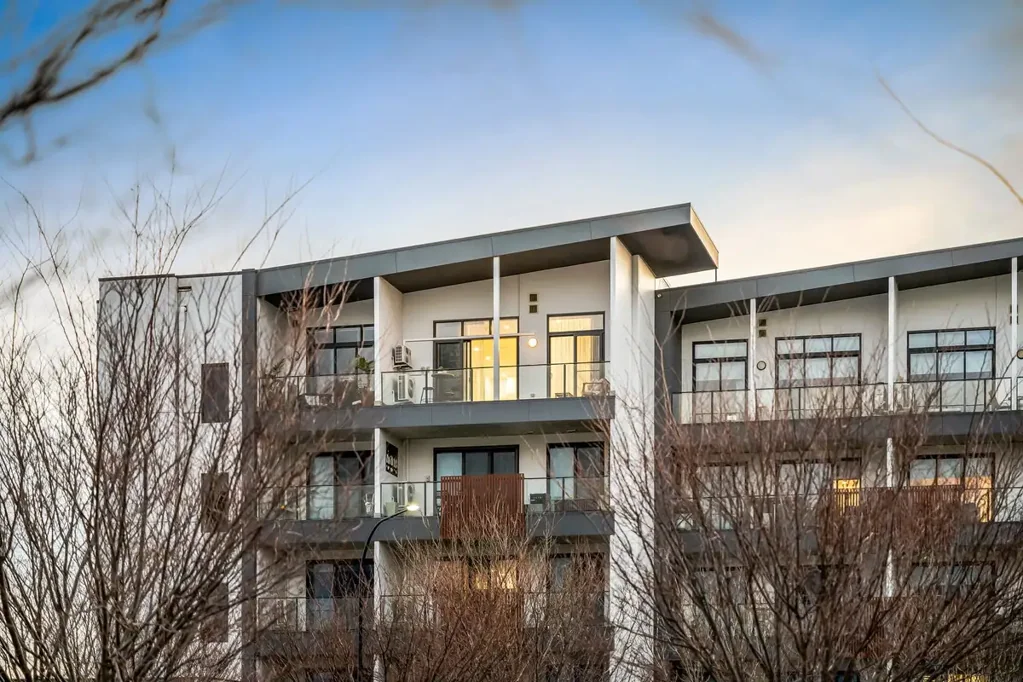 St Clair 2 Bedroom Hi, I’m Luxe Living with a View...