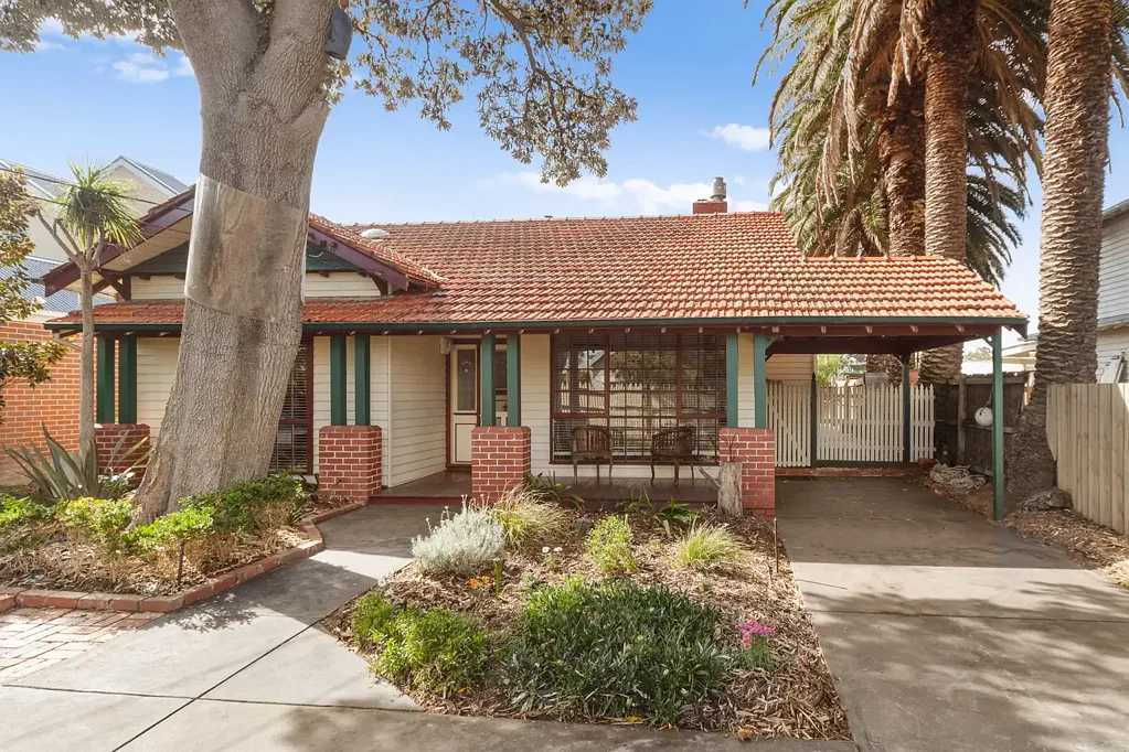 Edithvale 5ਬੈੱਡਰੂਮ Enticing Period Charm