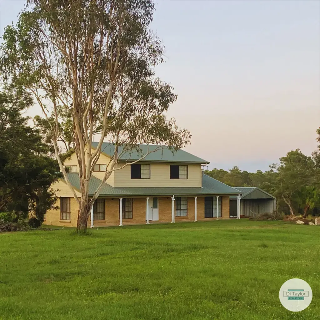 Tranquil Country Living - 1/2 Acre inlcuded in tenancy