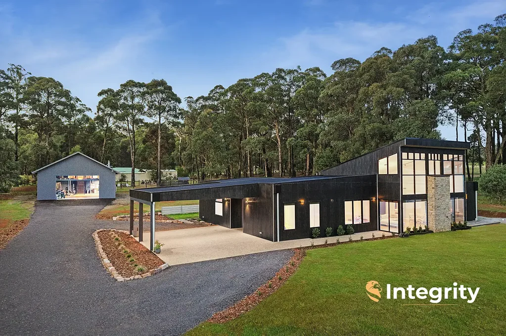 Kinglake West 4Zimmer Modern Masterpiece Set On Manicured 2.7 Acres