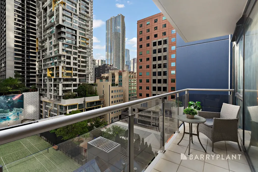 Melbourne 1房 City Point精装公寓 优越城市位置 现代设施齐全 充足自然采光 私人阳台休闲 墨尔本便利生活 Stylish City Living with Resort-Style Amenities at City Point!
