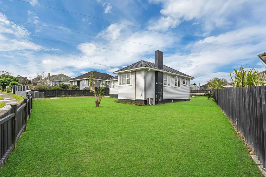 104 Fisher Cresent, Otara, Manukau City, Auckland