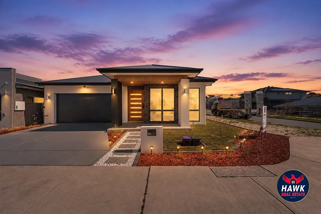 Googong 4房  Luxury Meets Lifestyle – Brand New Family Home with Premium Finishes !