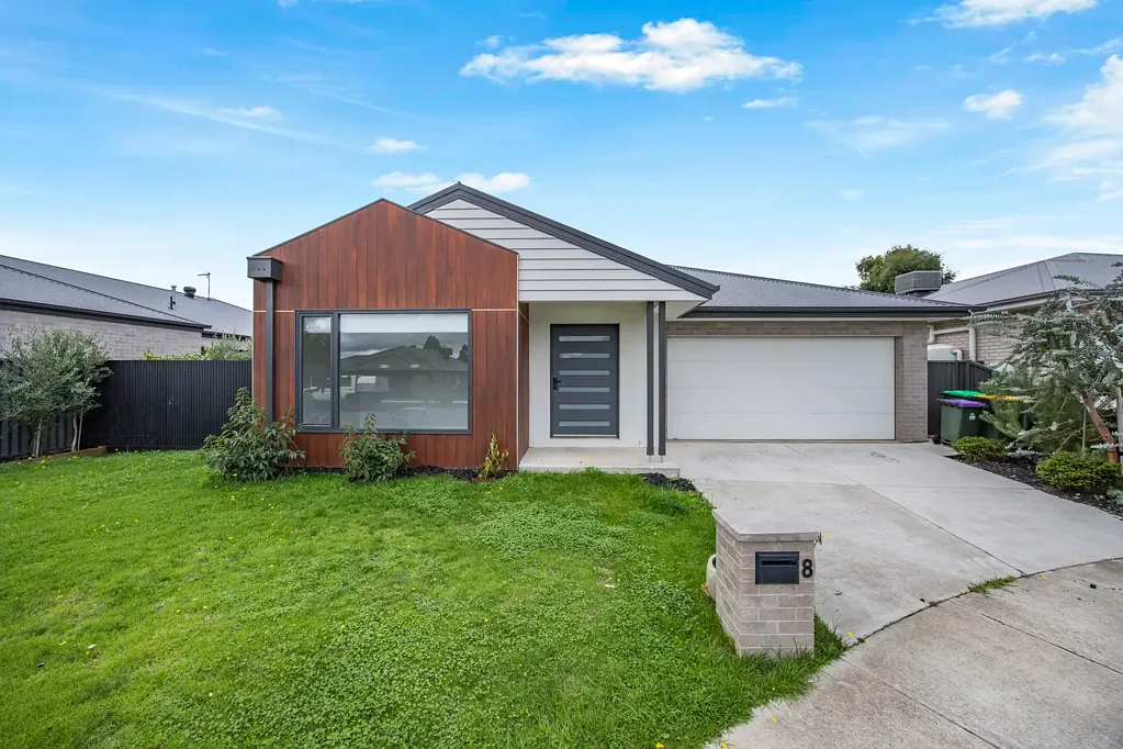 Tucked away in a peaceful court, this beautifully presented home offers the perfect blend of style, comfort, and functionality.