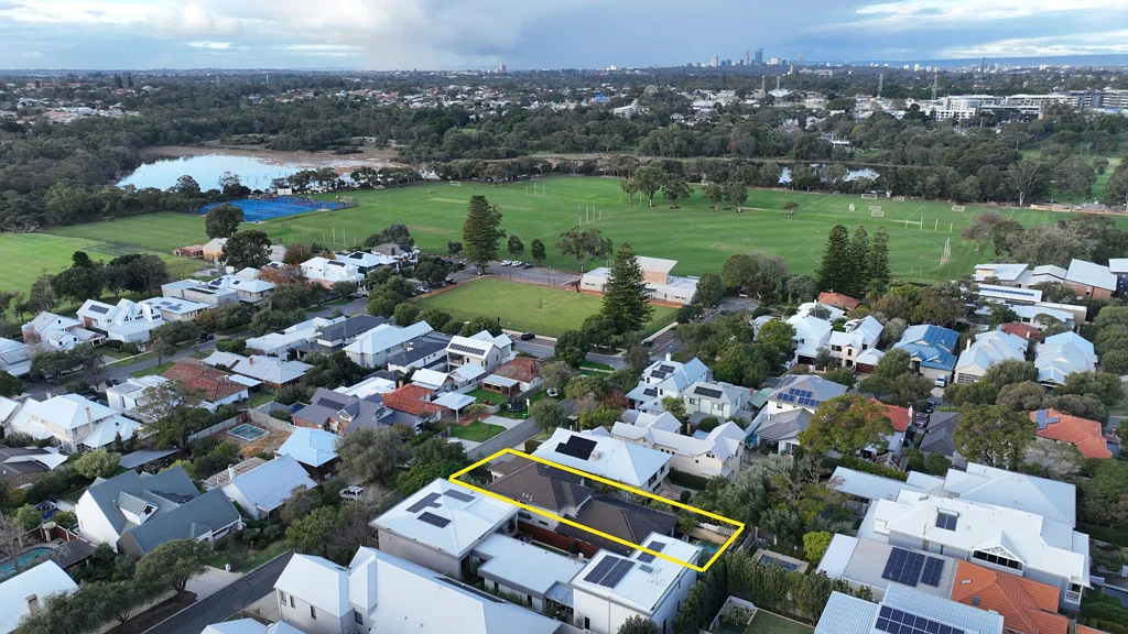 10 Garden Street, Swanbourne, WA 6010