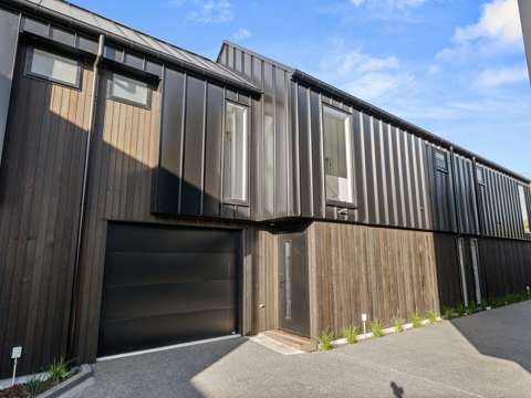 Saint Albans 3房  Secure, sunny and set back from the street