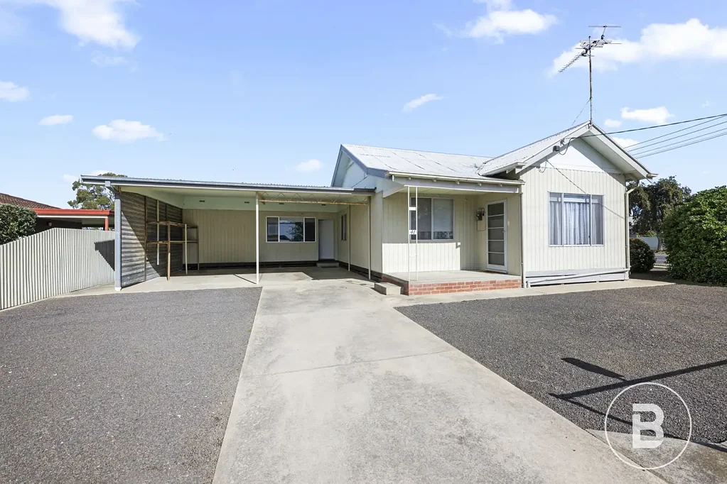 Maryborough 3房  CORNER ALLOTMENT, GREAT SHEDDING & FUTURE POTENTIAL