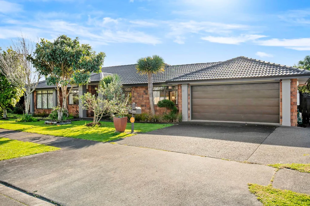 29 Aberdeen Crescent, Wattle Downs, Manukau City, Auckland