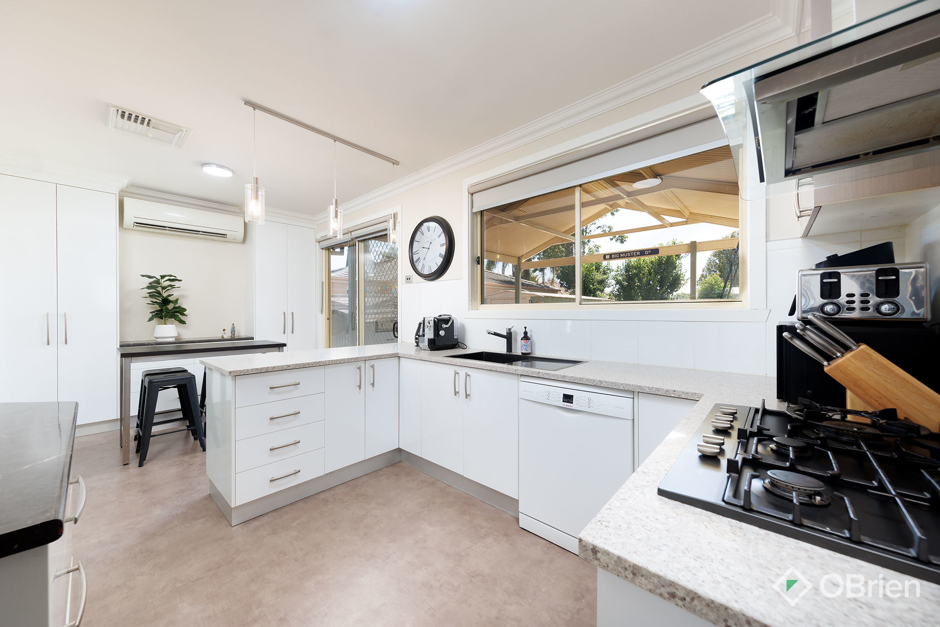 19 LINDSAY ST, WODONGA VIC 3690, 0 chambres, 0 salles de bain, House