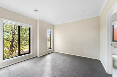8 Kempsey Street, Werribee, VIC 3030, 4 Bedrooms, 2 Bathrooms, House
