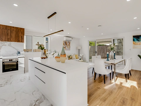Pukekohe 5房  Spacious Brand New 5-Bedroom Home at an Unbeatable Price!