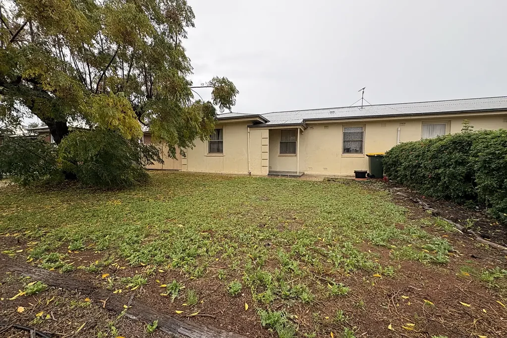 Spacious 3 Bed Maisonette