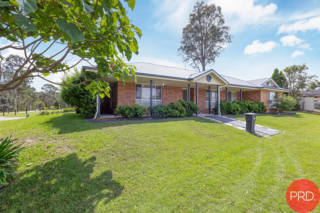 17 Drysdale Crescent, Metford, NSW 2323