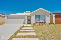 6 Wickepin Parade, Dawesville