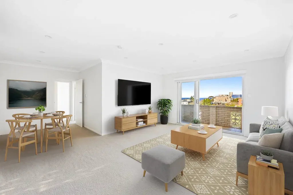 3-BEDROOM APARTMENT IN PRIME COOGEE LOCATION WITH OCEAN VIEWS
