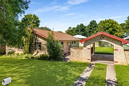 5 Merrett Drive, Moss Vale