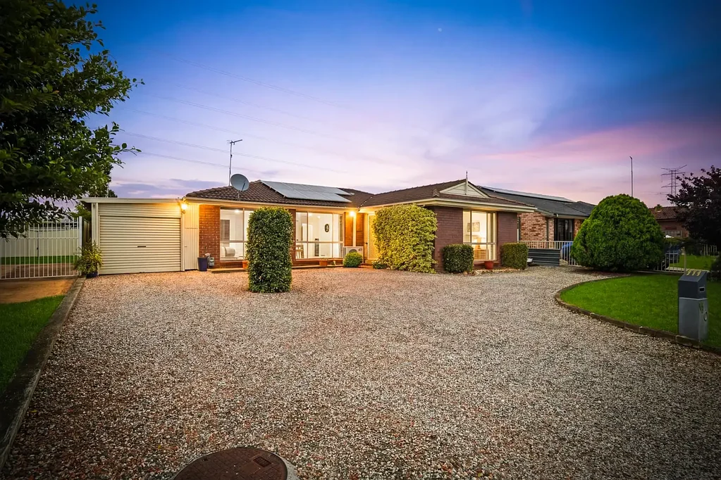 98 Weaver Street, Erskine Park, NSW 2759