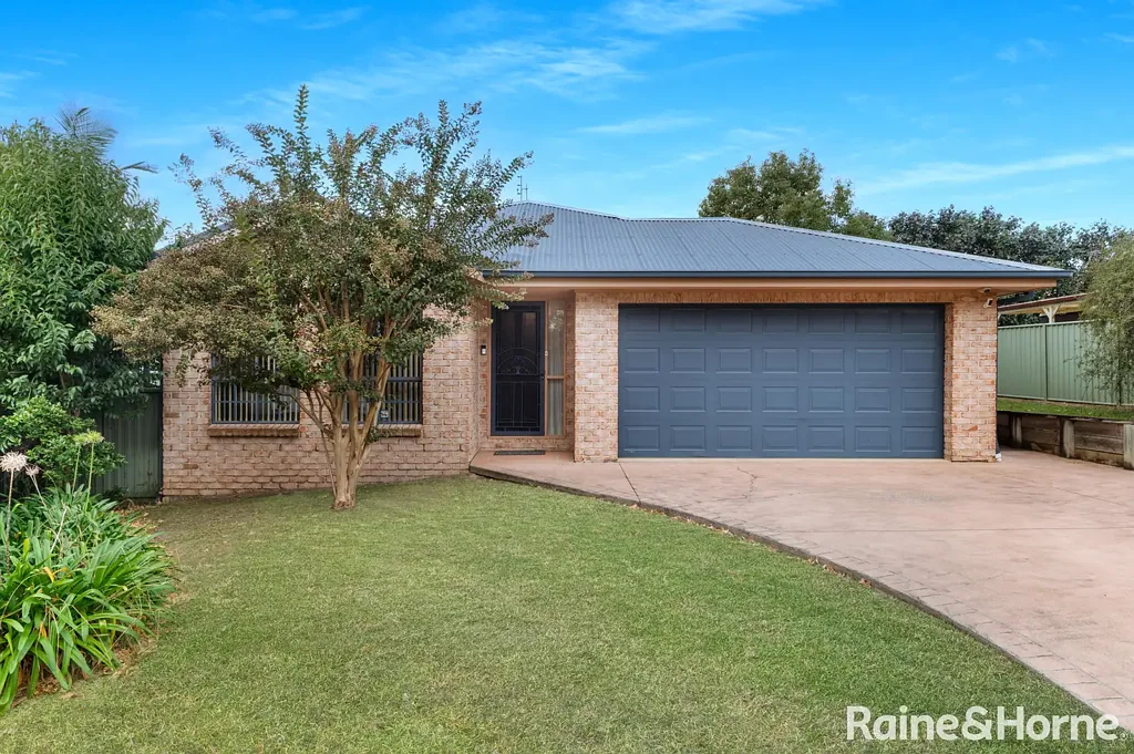 Nowra 3房  Spacious Family Home