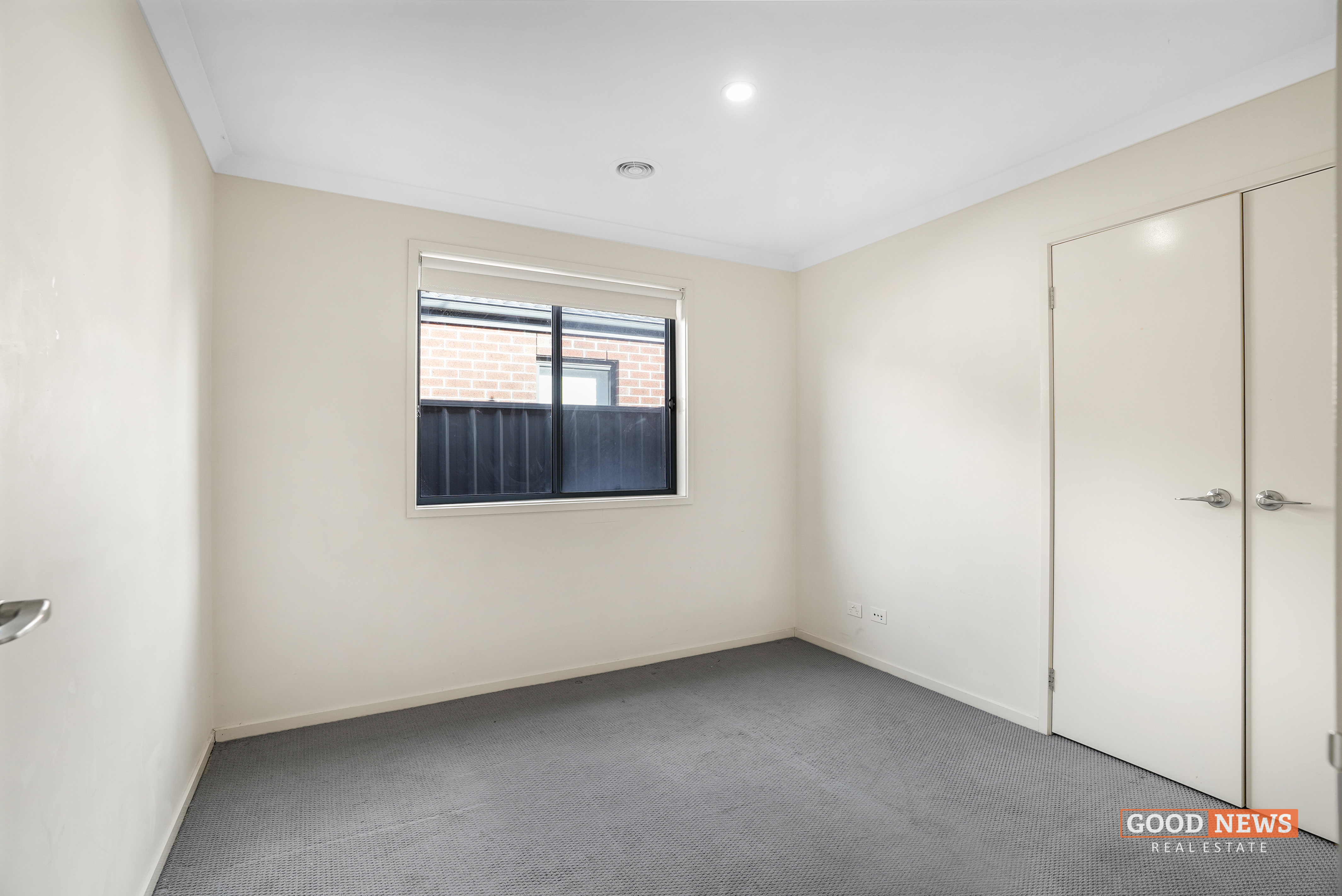 8 LAMBERTIA CR, MANOR LAKES VIC 3024, 0 Kuwarto, 0 Banyo, House