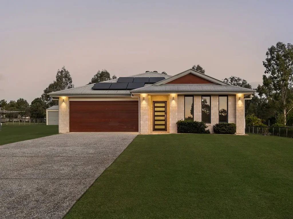 Karalee 5 Bedroom The Complete Karalee Lifestyle Package