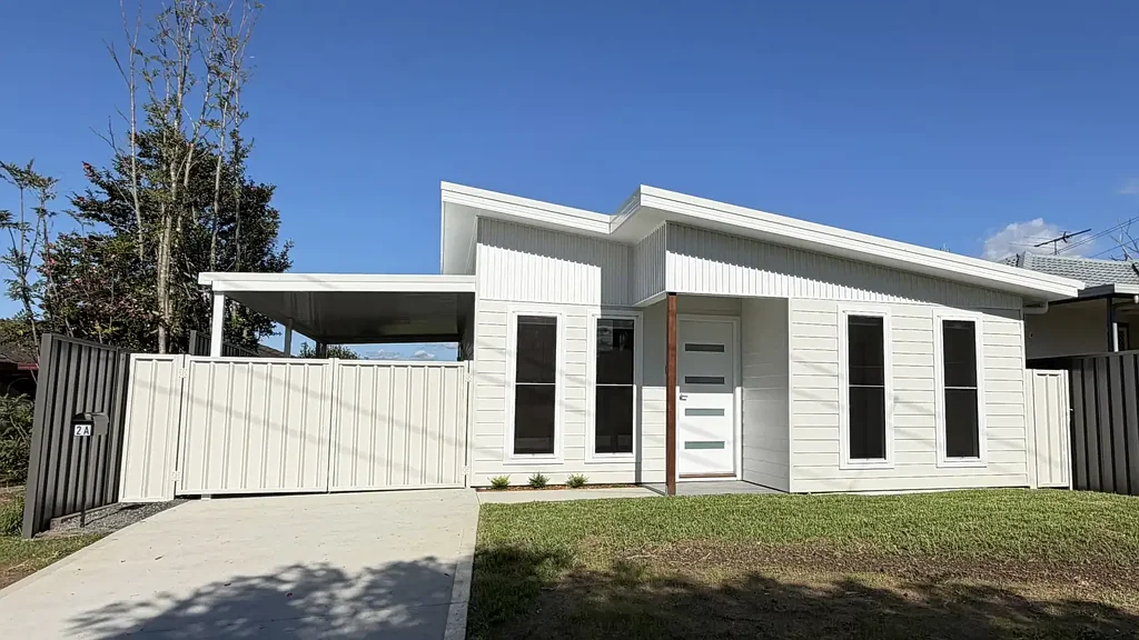 Brand New & Beautifully Modern