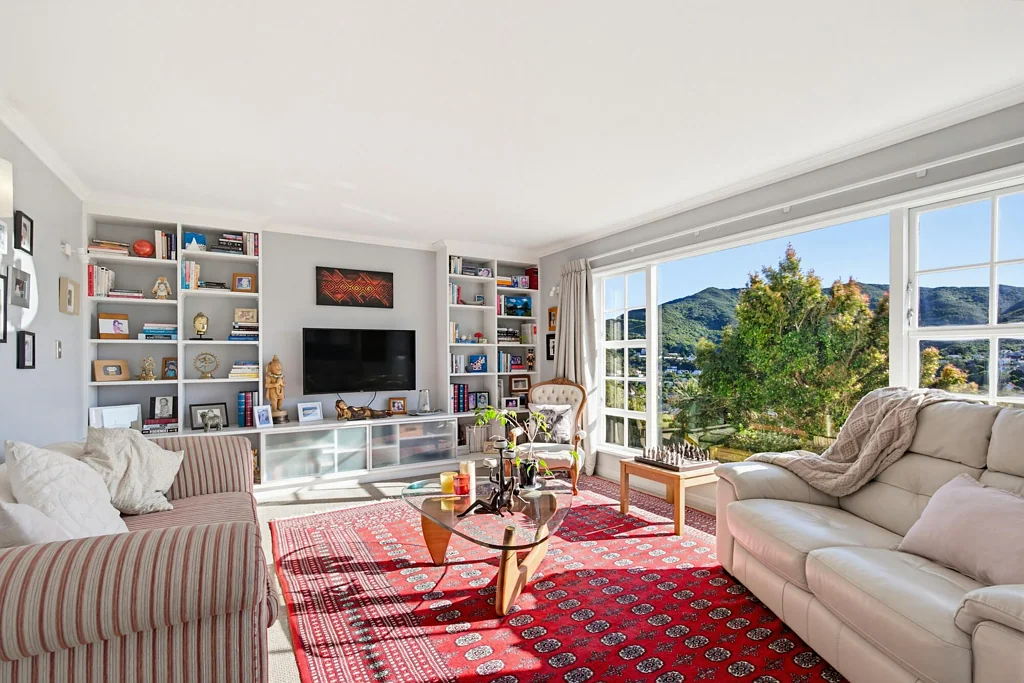 Karori 4房  SUN, SPACE & VIEWS! | BEO $995,000