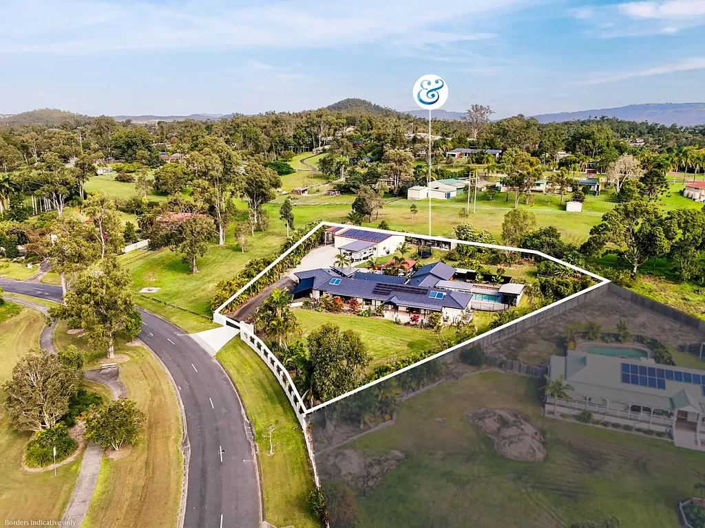 Oxenford 6침실 EXCLUSIVE ACREAGE RETREAT - DUAL LIVING & CAR ENTHUSIAST'S DREAM!!