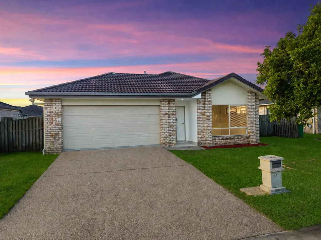 Redbank Plains 4 Slaapkamer Freshly Renovated Family Home!
