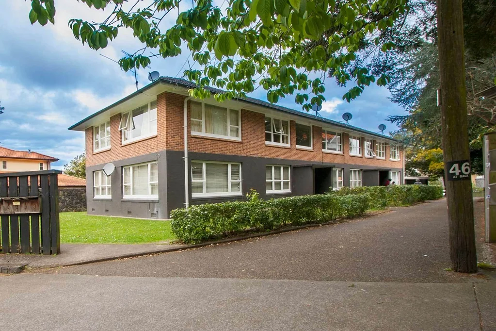 Double Grammar Zone-Epsom Unit