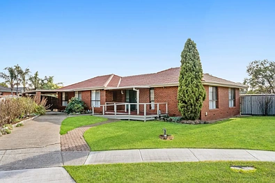 Keilor Downs 3 Bedroom Endless Potential on a Massive 836sqm Allotment