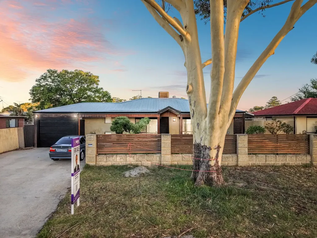 17 Faraday Street, Camillo, WA 6111
